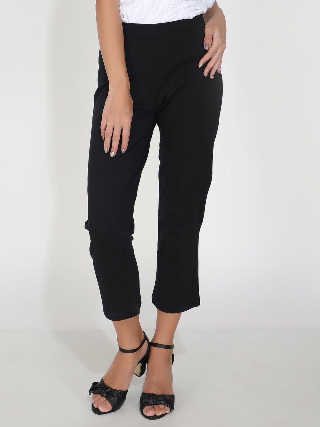 Women Jazz Trouser In Black - Young Fashion