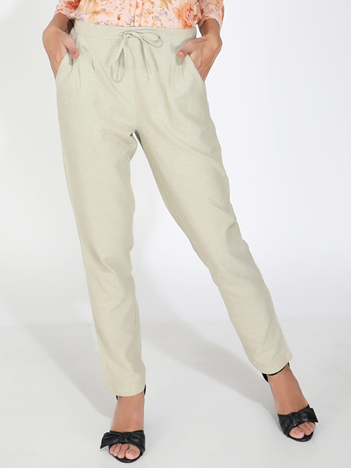 Women String Trouser In Beige